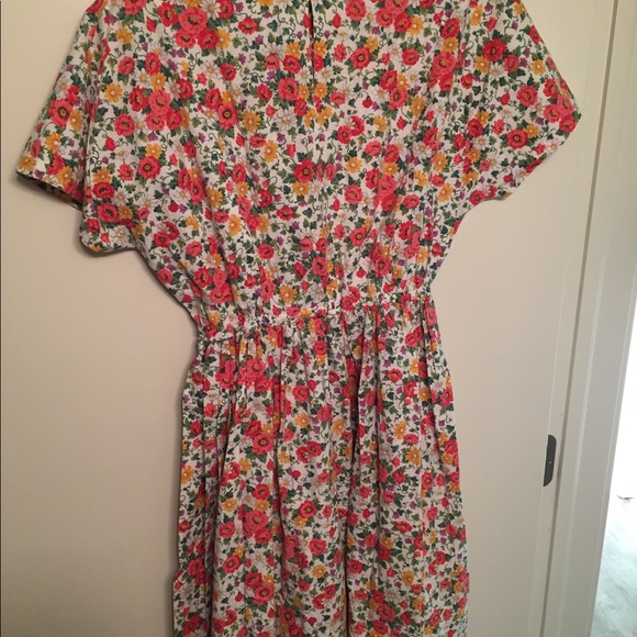 Floral vintage dress - Picture 5 of 8